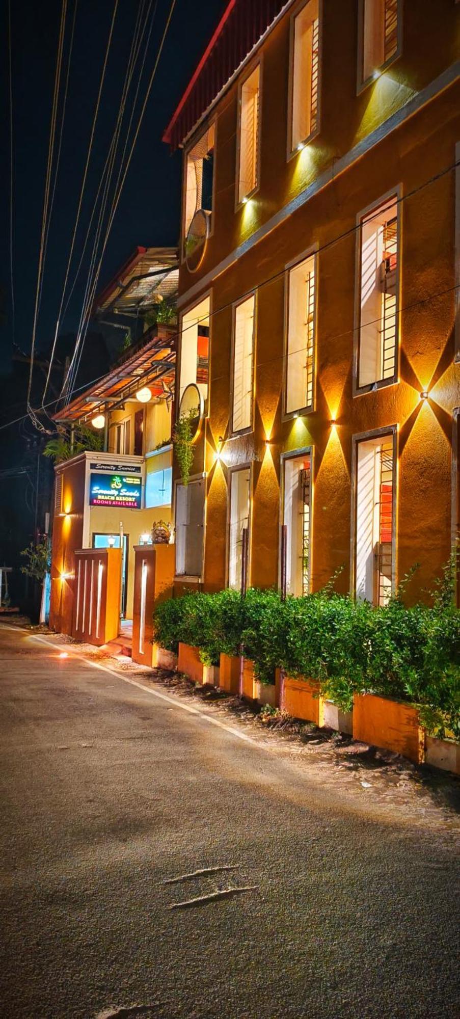 Serenity Sands Beach Resort Pondicherry Bagian luar foto