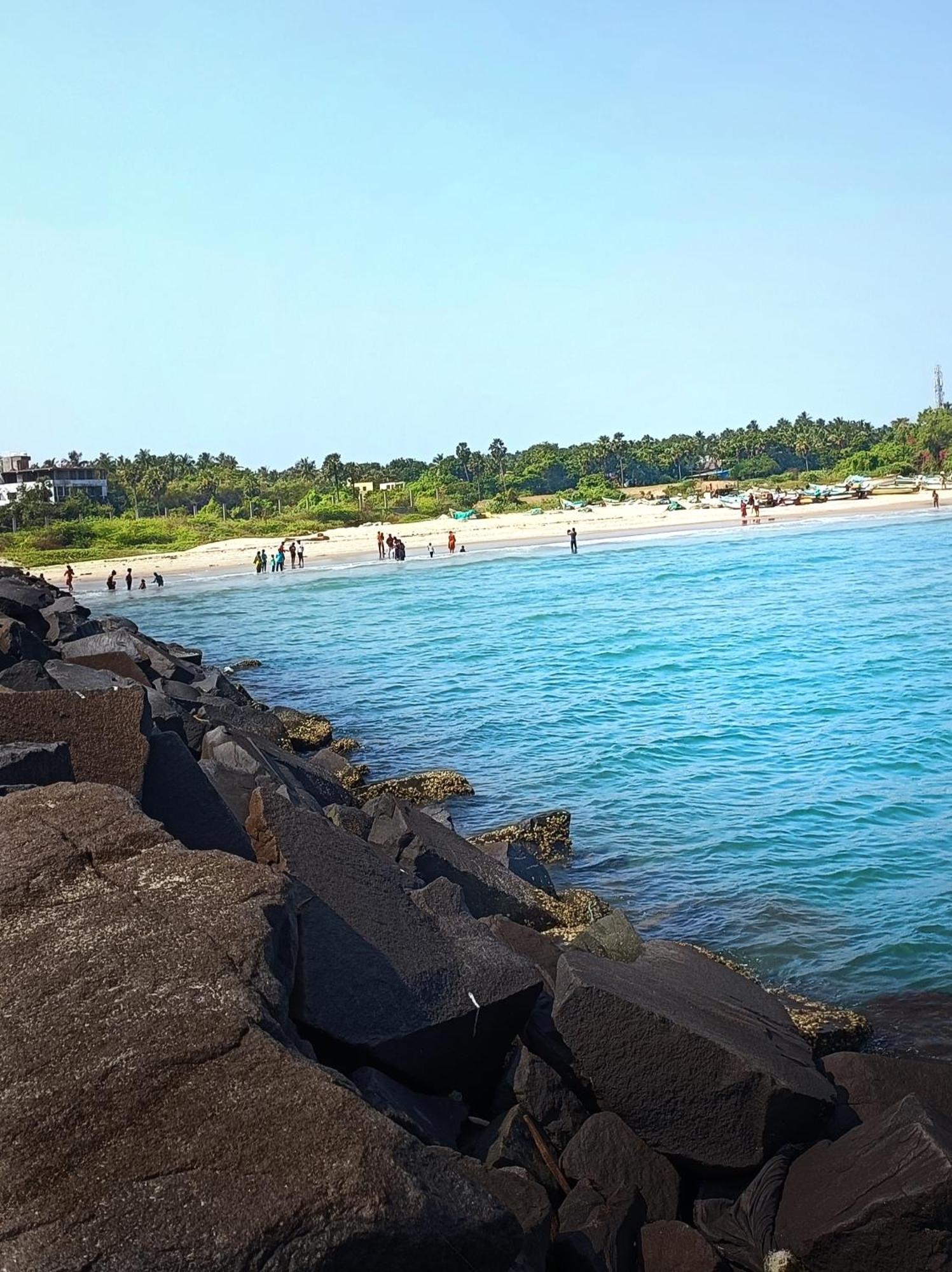 Serenity Sands Beach Resort Pondicherry Bagian luar foto
