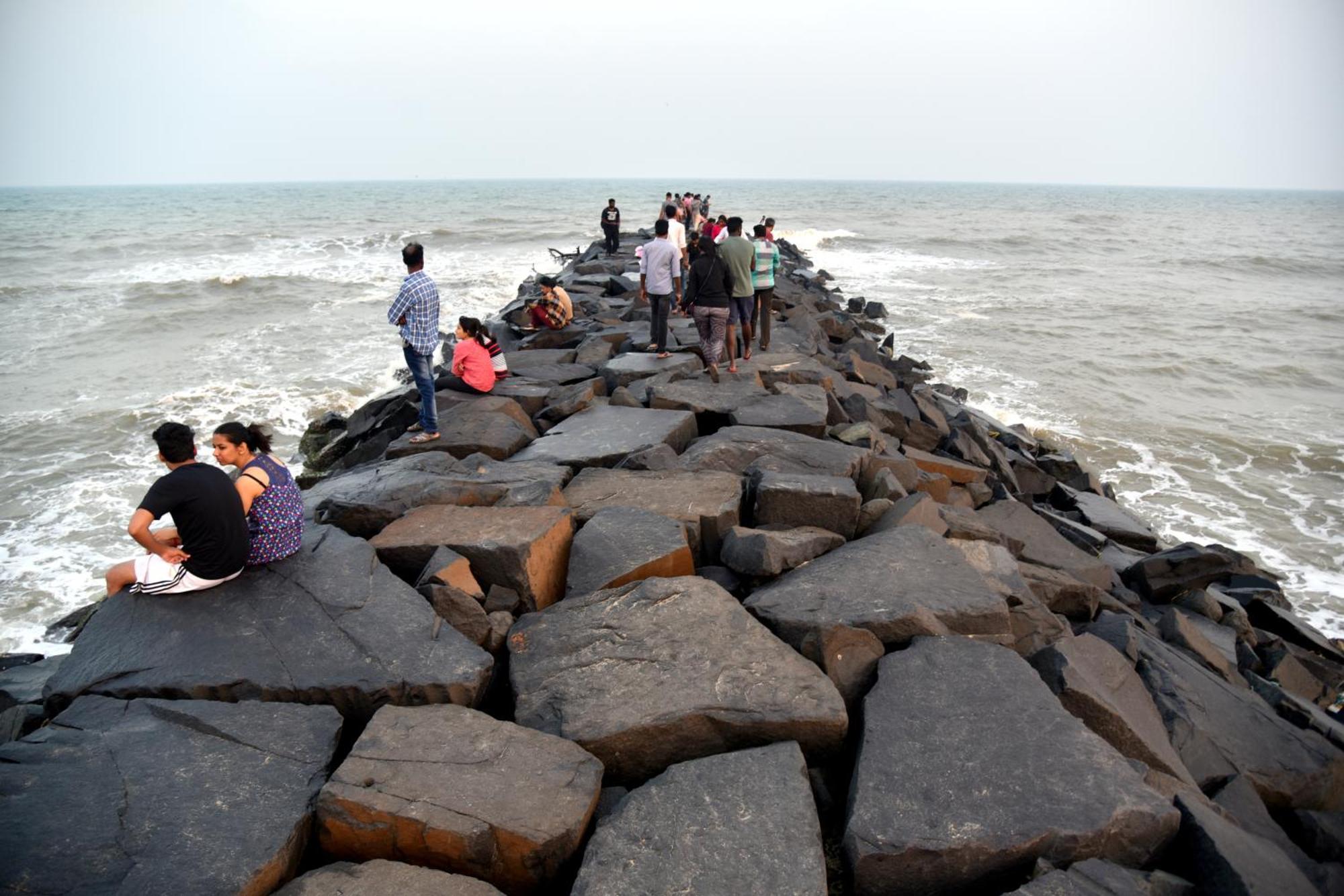Serenity Sands Beach Resort Pondicherry Bagian luar foto