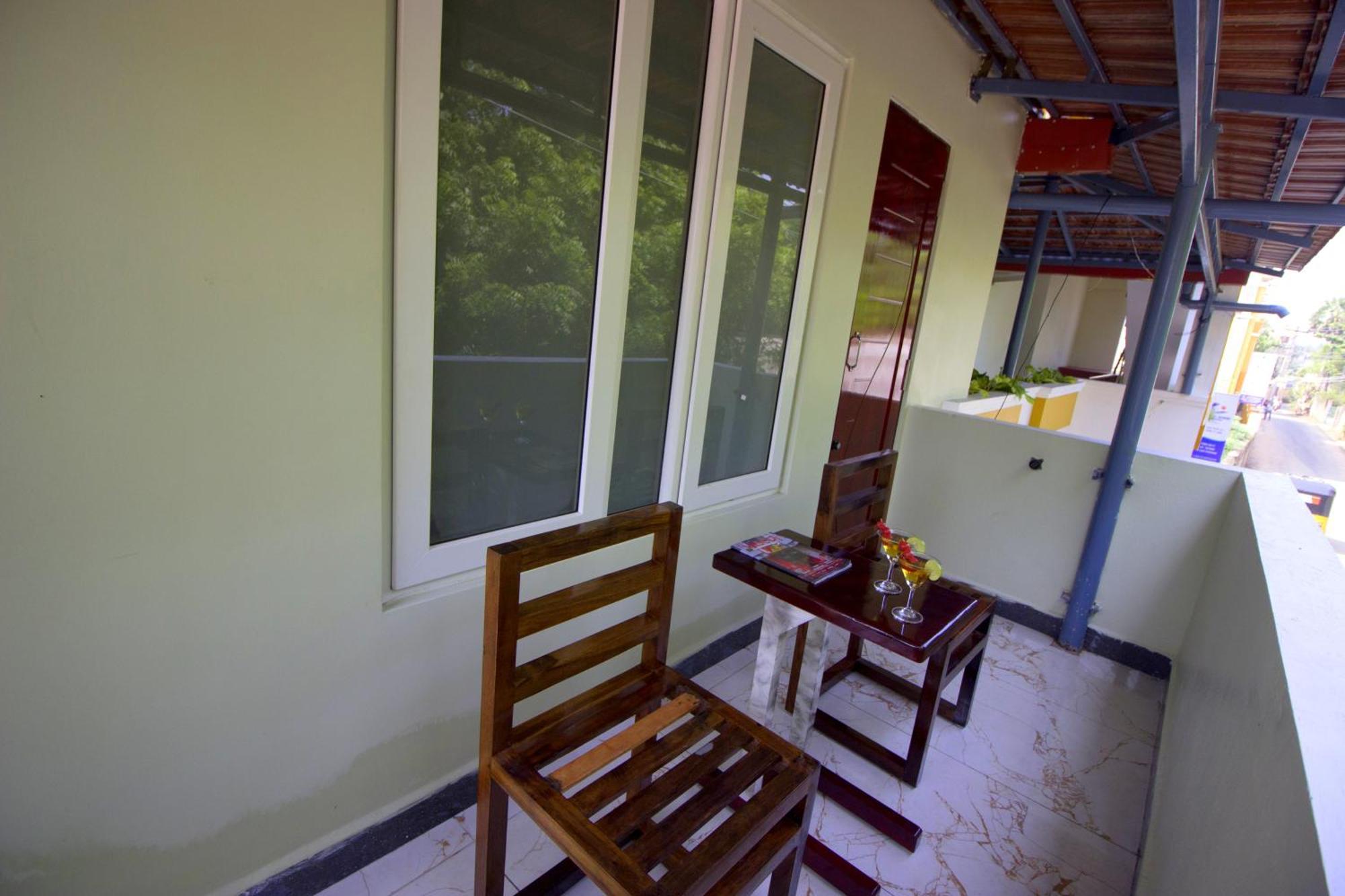 Serenity Sands Beach Resort Pondicherry Bagian luar foto